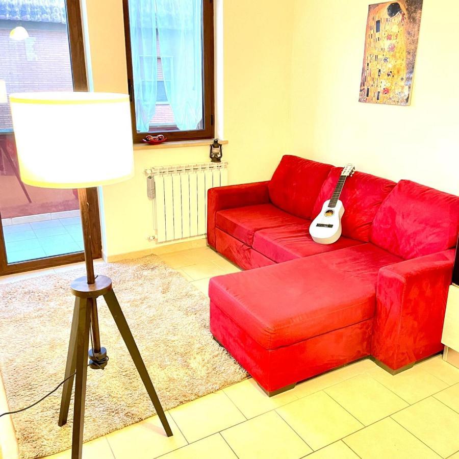 K-Rome Airport Sea View Apartment ฟิวมิชีโน ภายนอก รูปภาพ